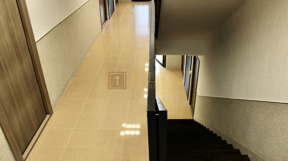 Încălzire în pardoseală, baia are fereastra. Loc parcare privat - Poză 3