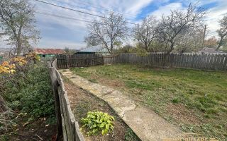 Casa de vanzare + teren, zona Curtesti, pret 55000 euro negociabil - Poză 2
