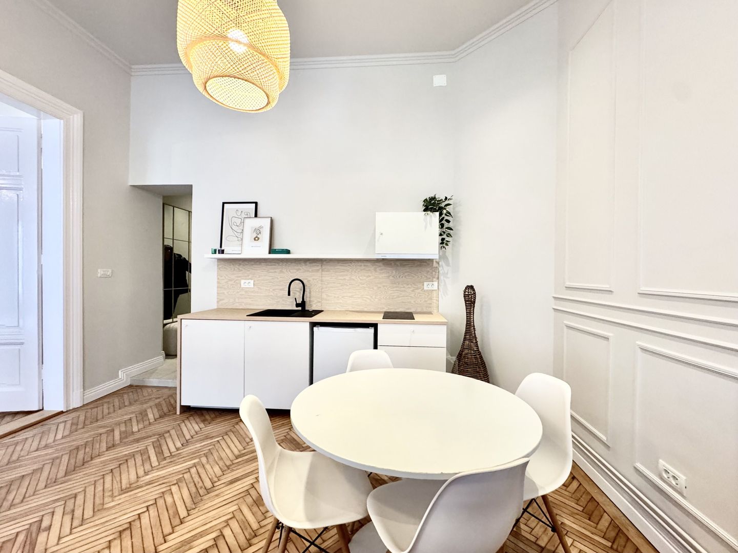 Apartament elegant si vibrant, prima inchirere,  Central - P-ta Maria - Poză 5