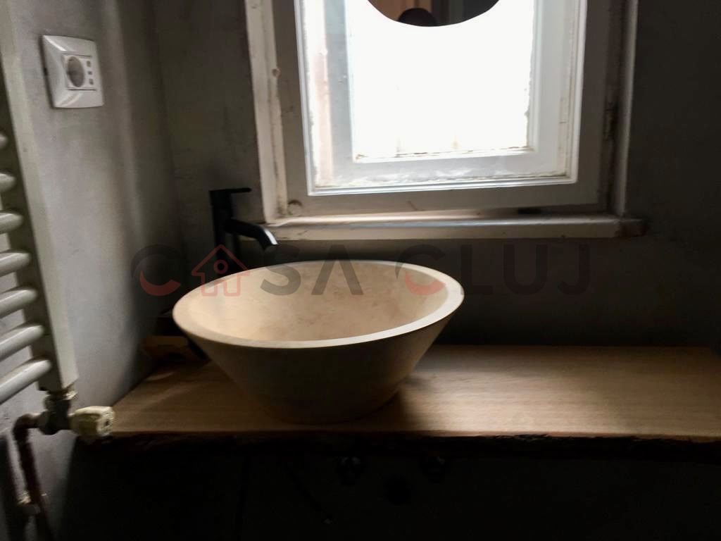 Apartament Ultracentral, langa Hotel Continental, etaj intermediar - Poză 9