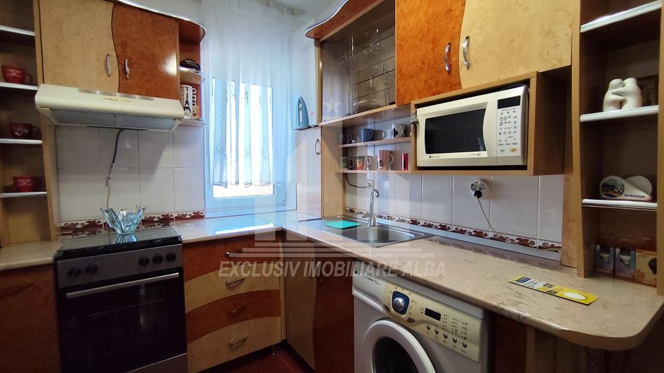 Apartament cu 2 camere de vanzare, Cetate - Poză 3