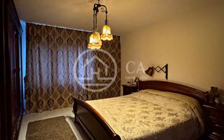 Casă de vânzare cu 4 camere si teren de 1000 mp in Salard, Bihor - Poză 13