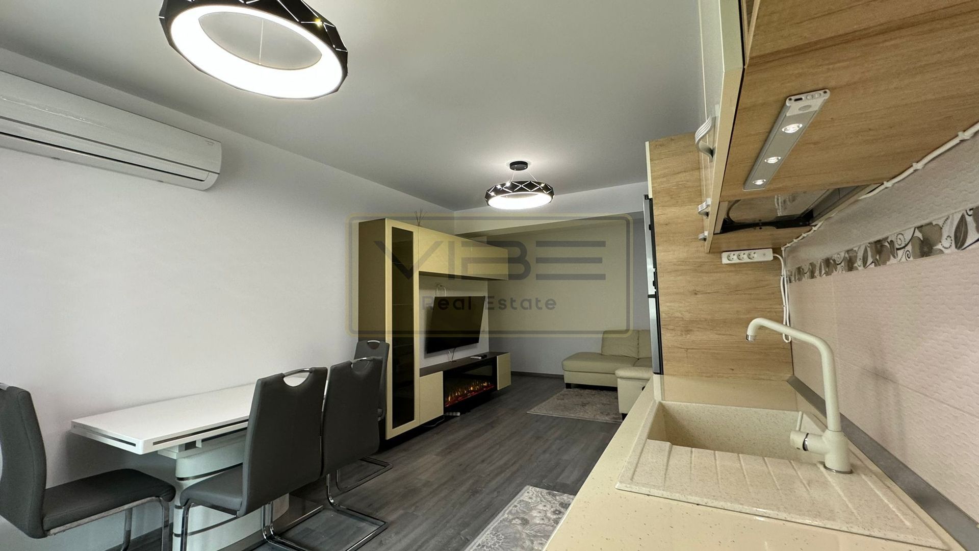 Apartament 3 camere 2 bai+parcare acoperita Copou - Poză 6