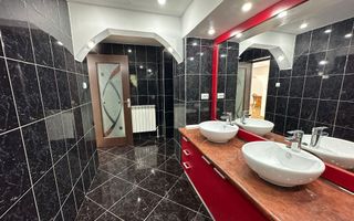 Vilă tip duplex, modernizată 2023,  teren 913 mp, zona Cartier; - Poză 10