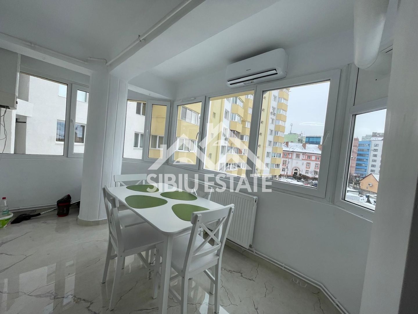 Apartament la prima inchiriere cu 2 camere,mobilat si utilat, etaj 2 - Poză 18
