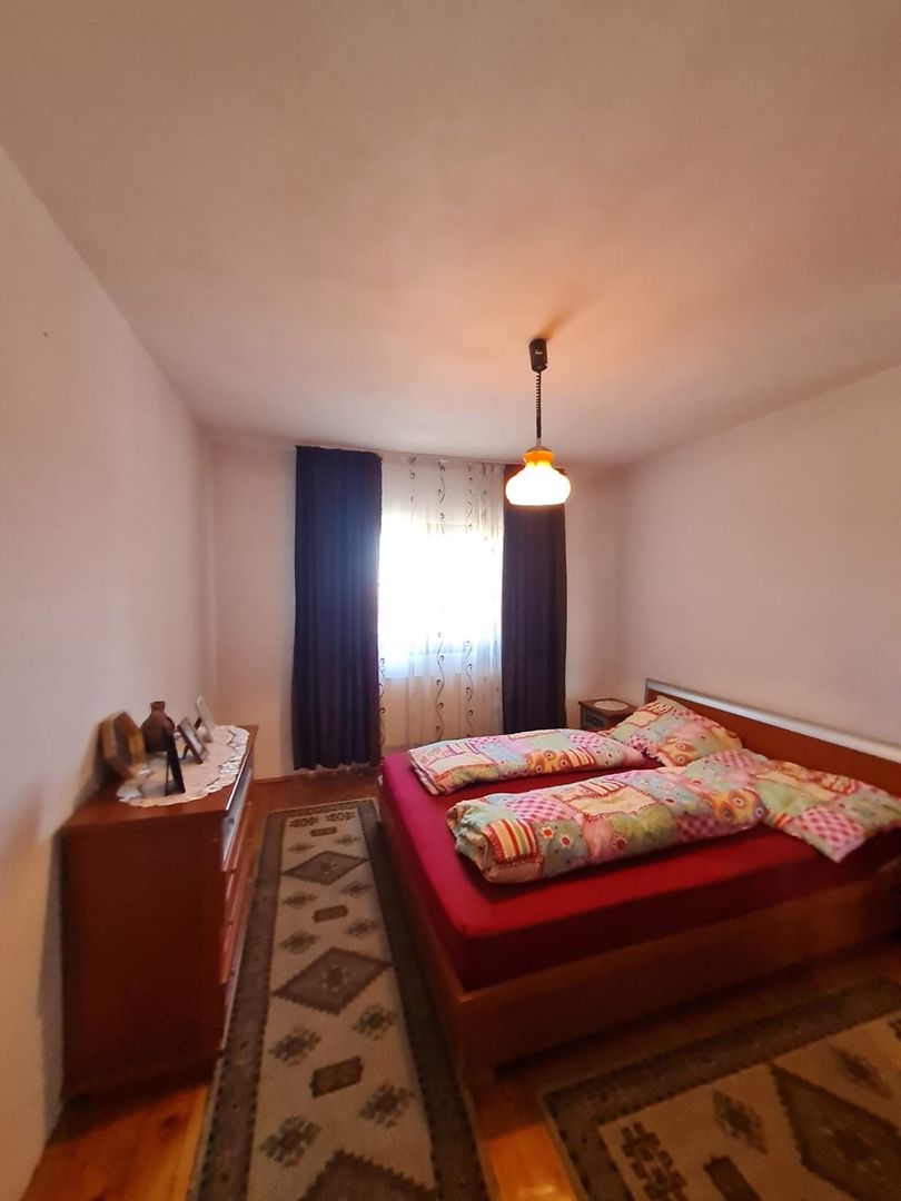 Apartament 5 camere la casa/pretabil birouri/cabinete/ - Poză 11