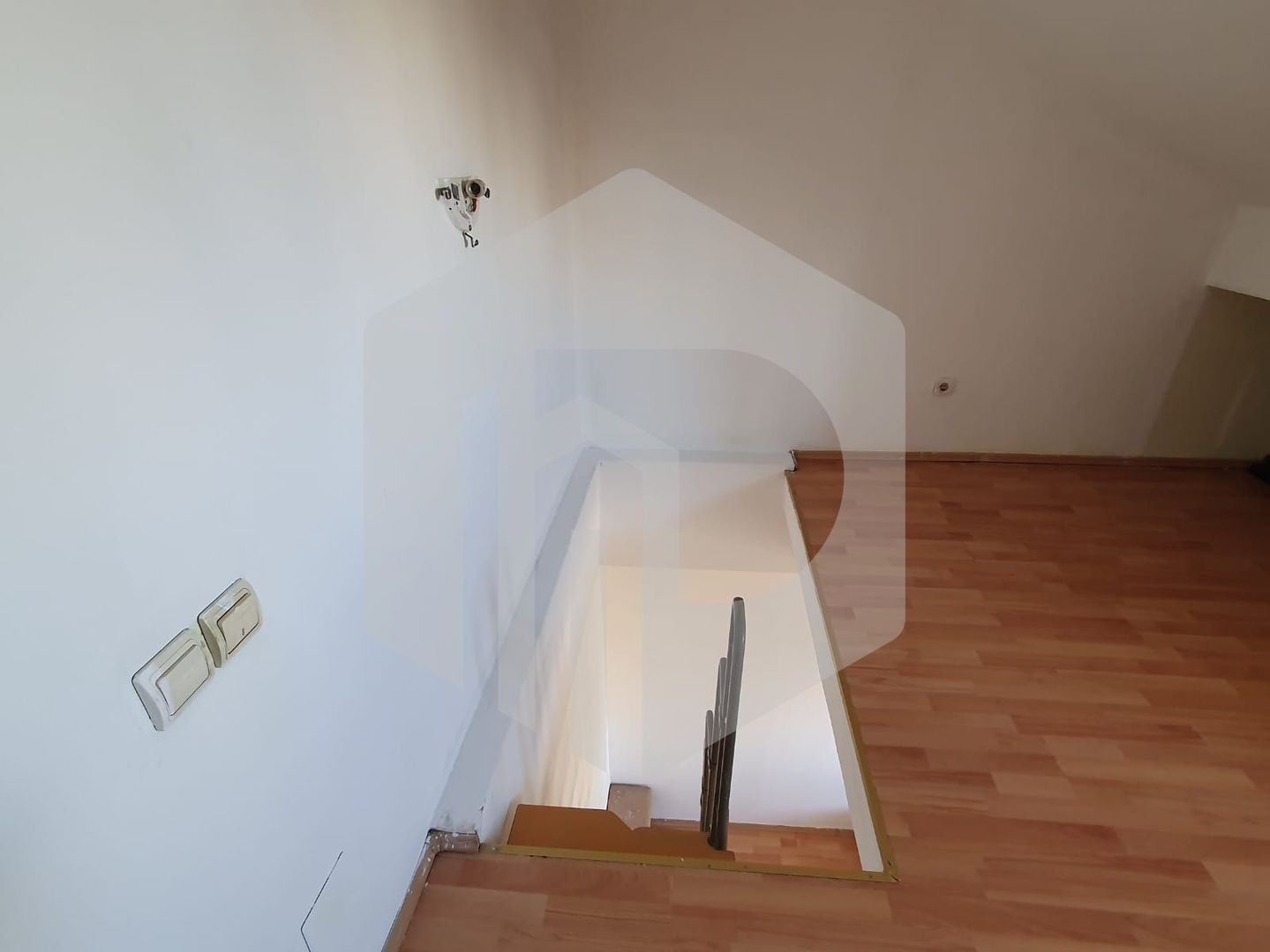 Mansarda pe 2 etaje - 54mpu - Hipodrom III -  Ideal Investitie - Poză 5