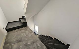 Casa 4 camere, 2 bai Sibiu Vest - Poză 13