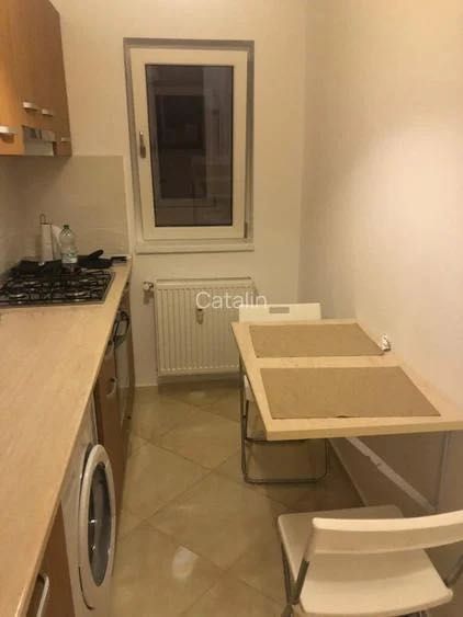 PROPRIETAR! Vand garsoniera mobilata - Tineretului -7 minute de metrou - Poză 3