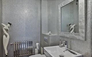 Vilă de arhitectură cu piscină, garaje și teren de 800 mp - Poză 12