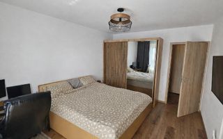 Apartament 3 camere 82 mp 2 băi 2 balcoane etaj 2 in Selimbar - Poză 10