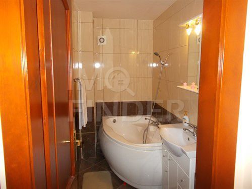 Inchiriere apartament 3 camere zona Dorobantilor - Poză 8