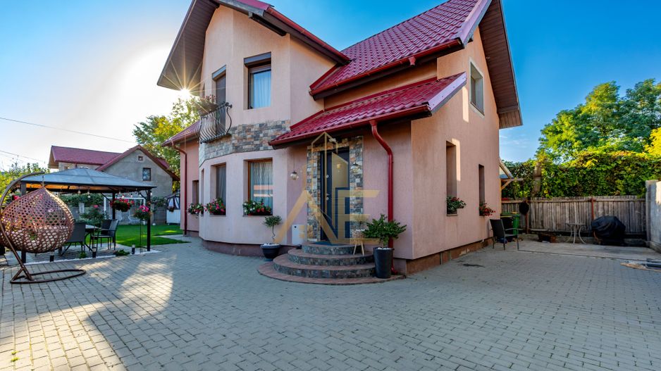 Casă superbă pentru familie în Lilieci – 133 mp utili, 500 mp teren - Poză 2