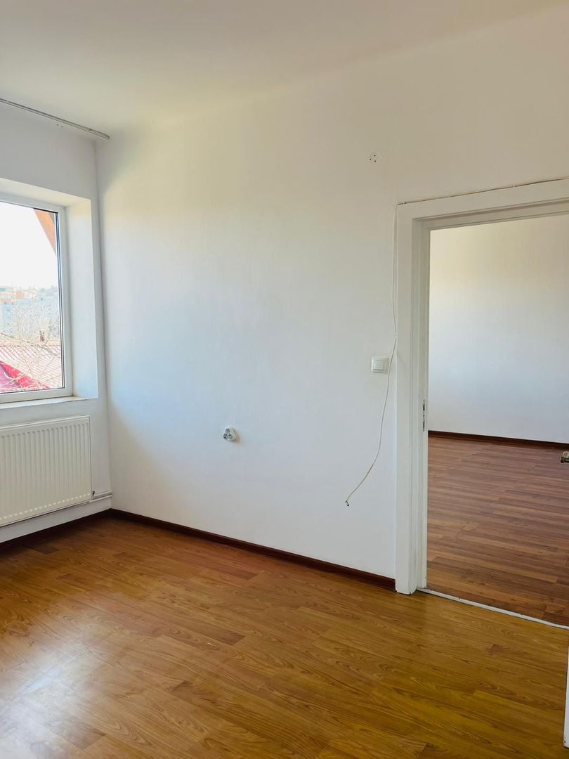 Apartament 2 camere de vânzare – Centrul Civic / Hărmanului – Toamnei - Poză 2