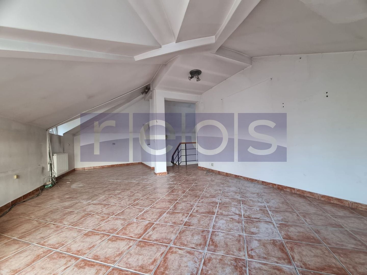 VANZARE CASA 10 CAMERE | S+ P+1+M | ZONA MOSILOR - Poză 1