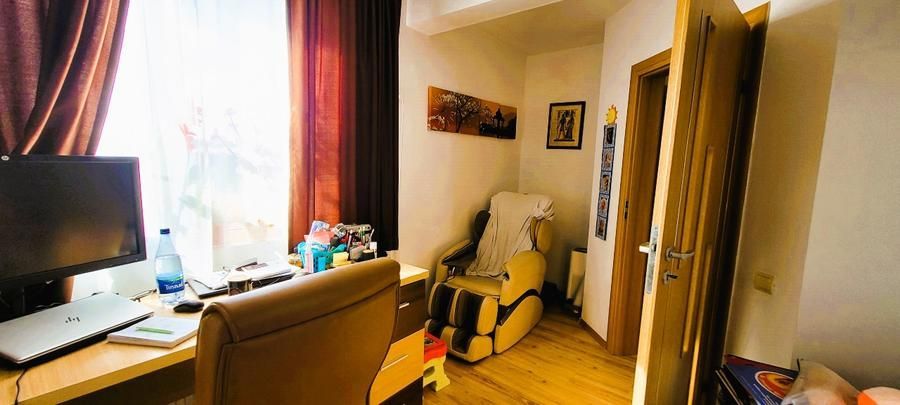Casă Cocheta si Eficienta 4 Camere Domnești - Poză 11