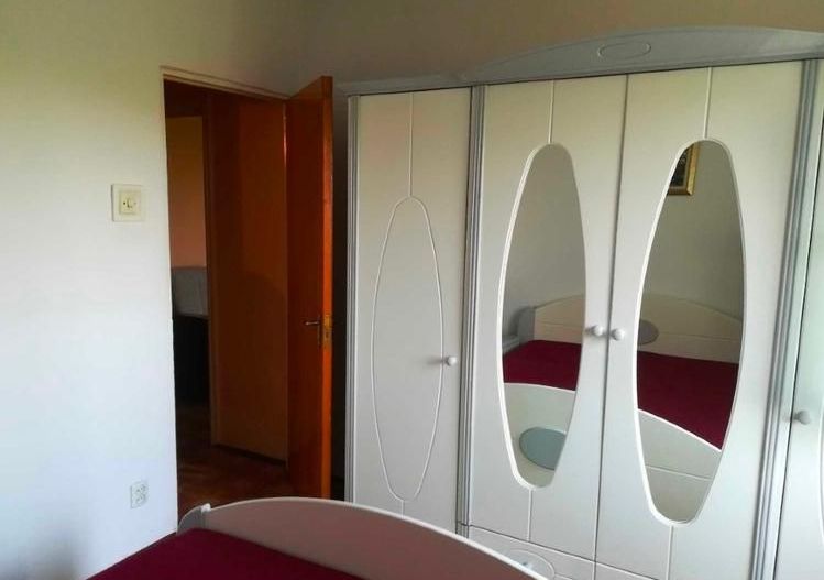 De închiriat apartament 2 camere Tineretului - Poză 3