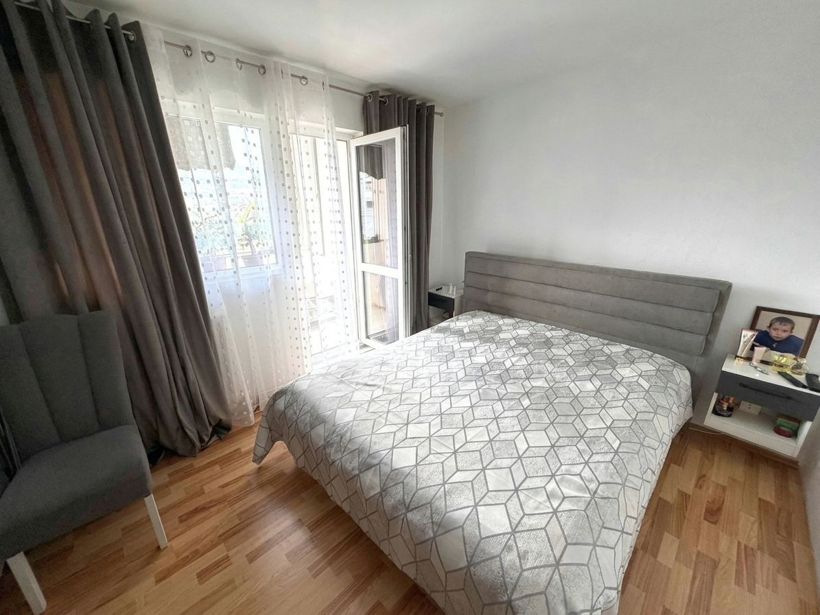 Apartament 2 camere, Cetate, zona piata, et.3, renovat - Poză 4