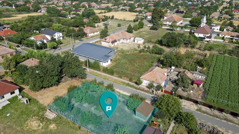 Teren intravilan localitatea Iratoșu - Poză 1