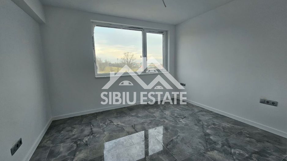 Casa 4 camere, 2 bai Sibiu Vest mutare imediata - Poză 10