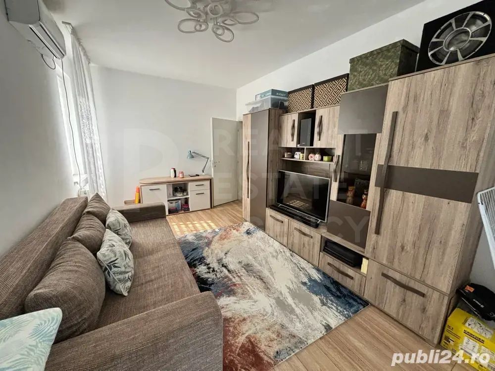 Vânzare, apartament, 2 camere, zona Drumul Taberei, București - Poză 1