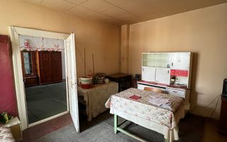 Ultracentral,4 camere , baie , bucătărie , terasă - Poză 10