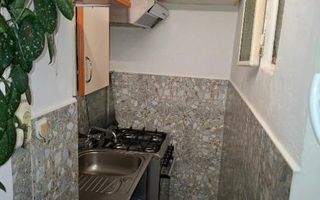 Apartament cu o camera zona Lunei - Poză 5