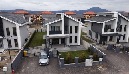 Casa de vanzare