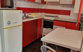 Apartament renovat cu o camera pe 2 nivele | Curte | Parcare | Grigorescu - Poză 12