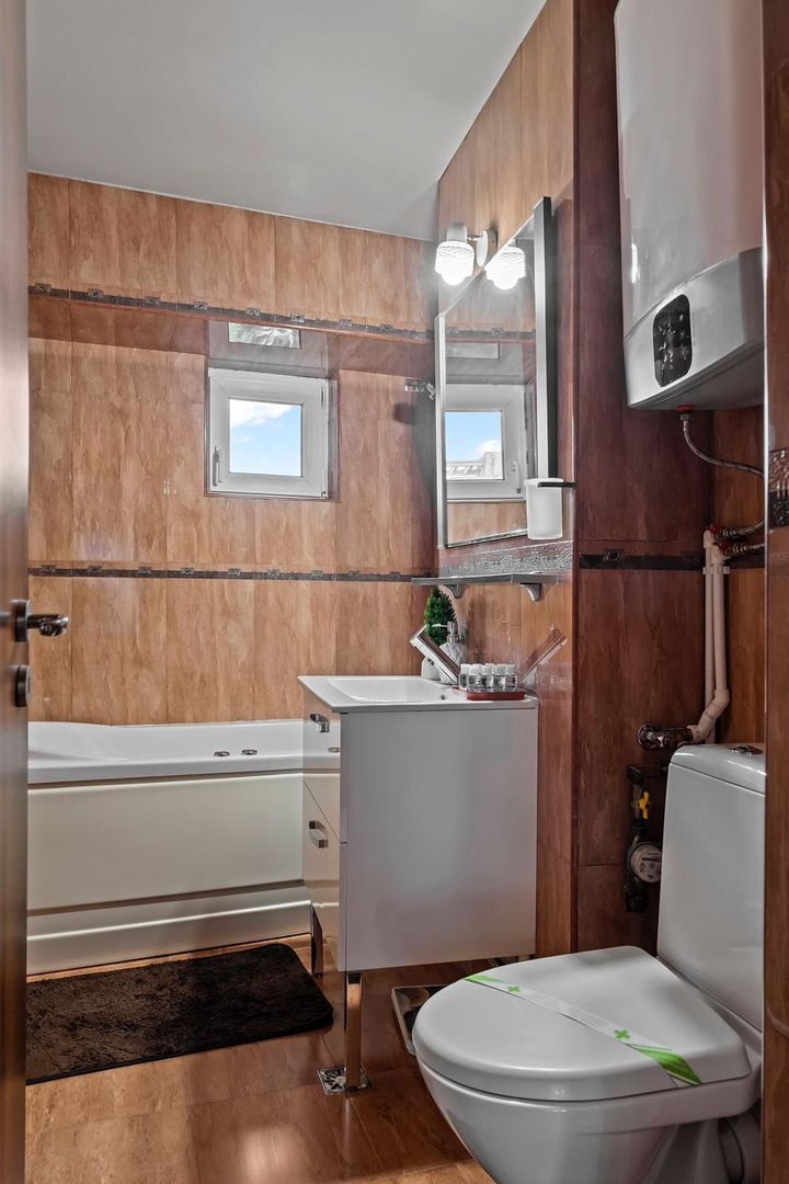 Vanzare Apartament 4 Camere Bulevardul Unirii - Poză 17