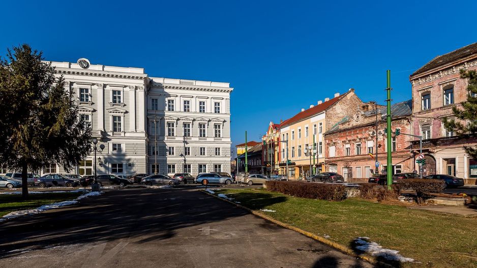 Clădire ultracentrală Arad | lângă Teatru | NU este Monument! - Poză 3