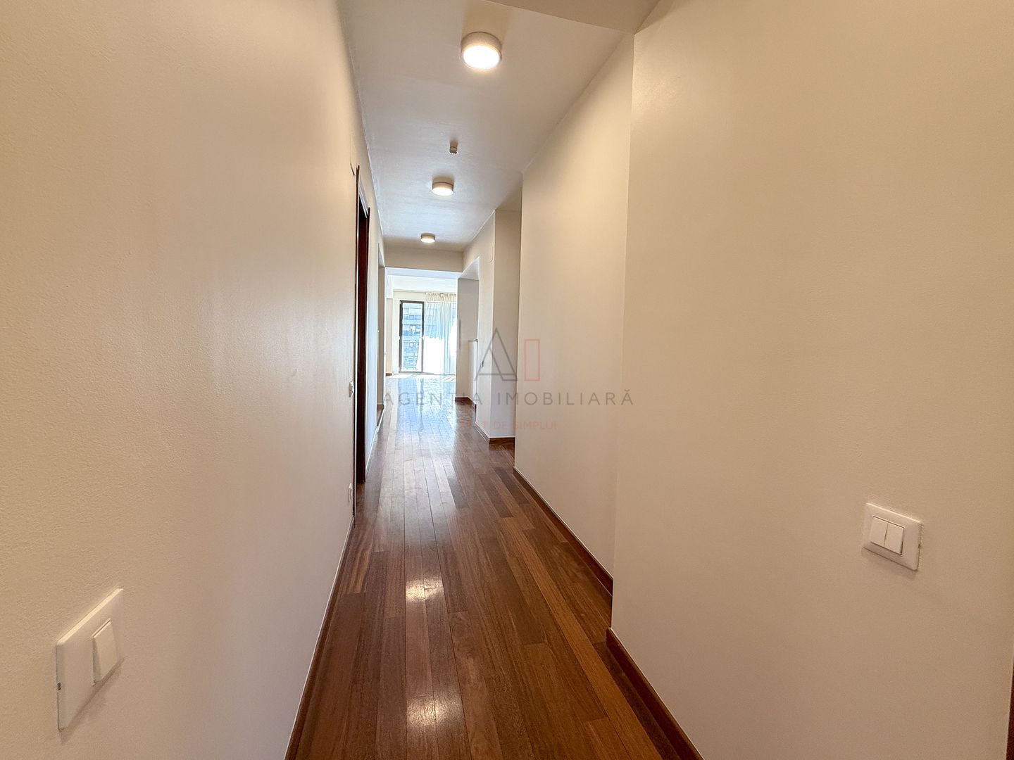 4 camere Central Park l loc parcare l 150 mp - Poză 12