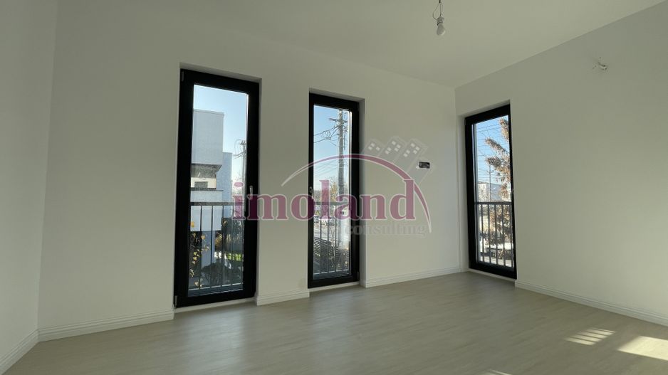 De vânzare casă noua 102 mp | 5 cam 3 bai | curte proprie | lacul Straulesti - Poză 9