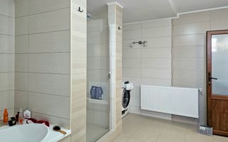 Casă plus Spațiu comercial  741 mp, Teren 906 mp Brasov - zona Blumana - Poză 31