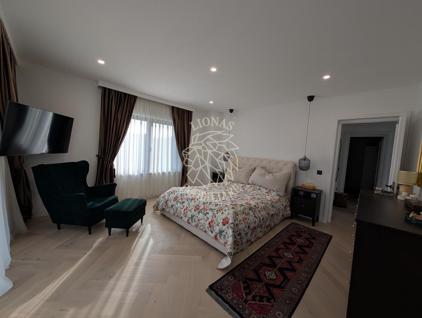 Casa de Lux 378 mp con.-teren 1250 mp-foisor-Valea Rusului - Poză 1
