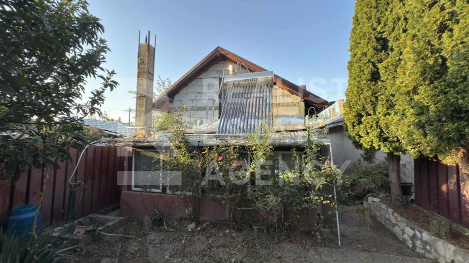 Casă de vânzare în Ostrov – 3 camere + 600 mp teren - Poză 9