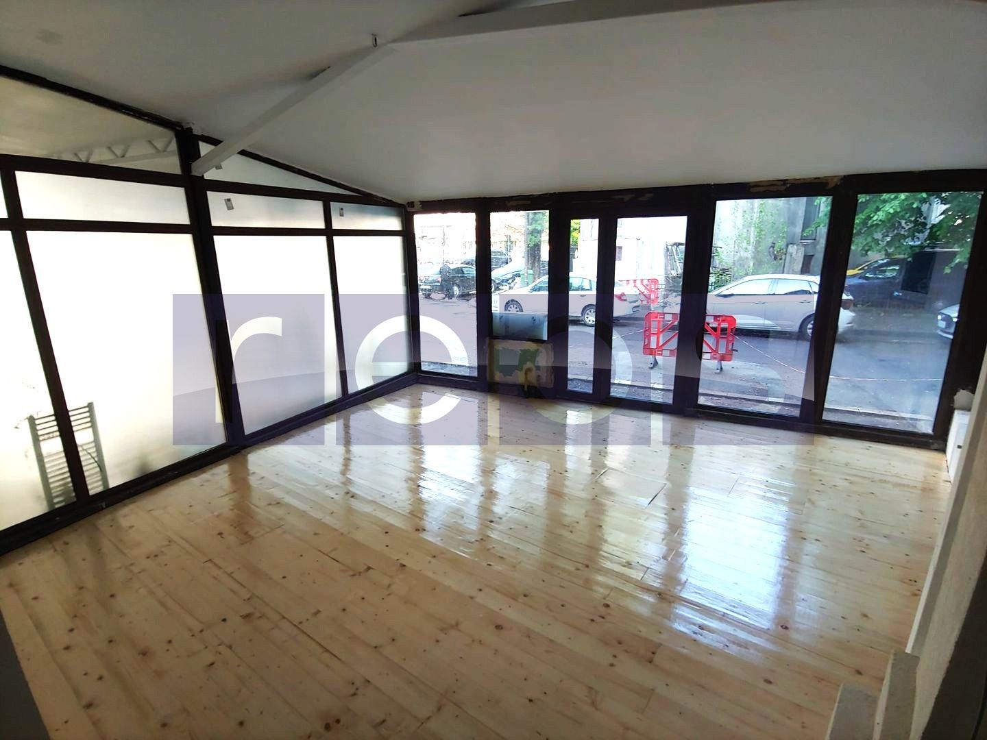 INCHIRIERE SPATIU COMERCIAL 300MP DACIA EMINESCU VAD EXCEPTIONAL HORECA - Poză 1