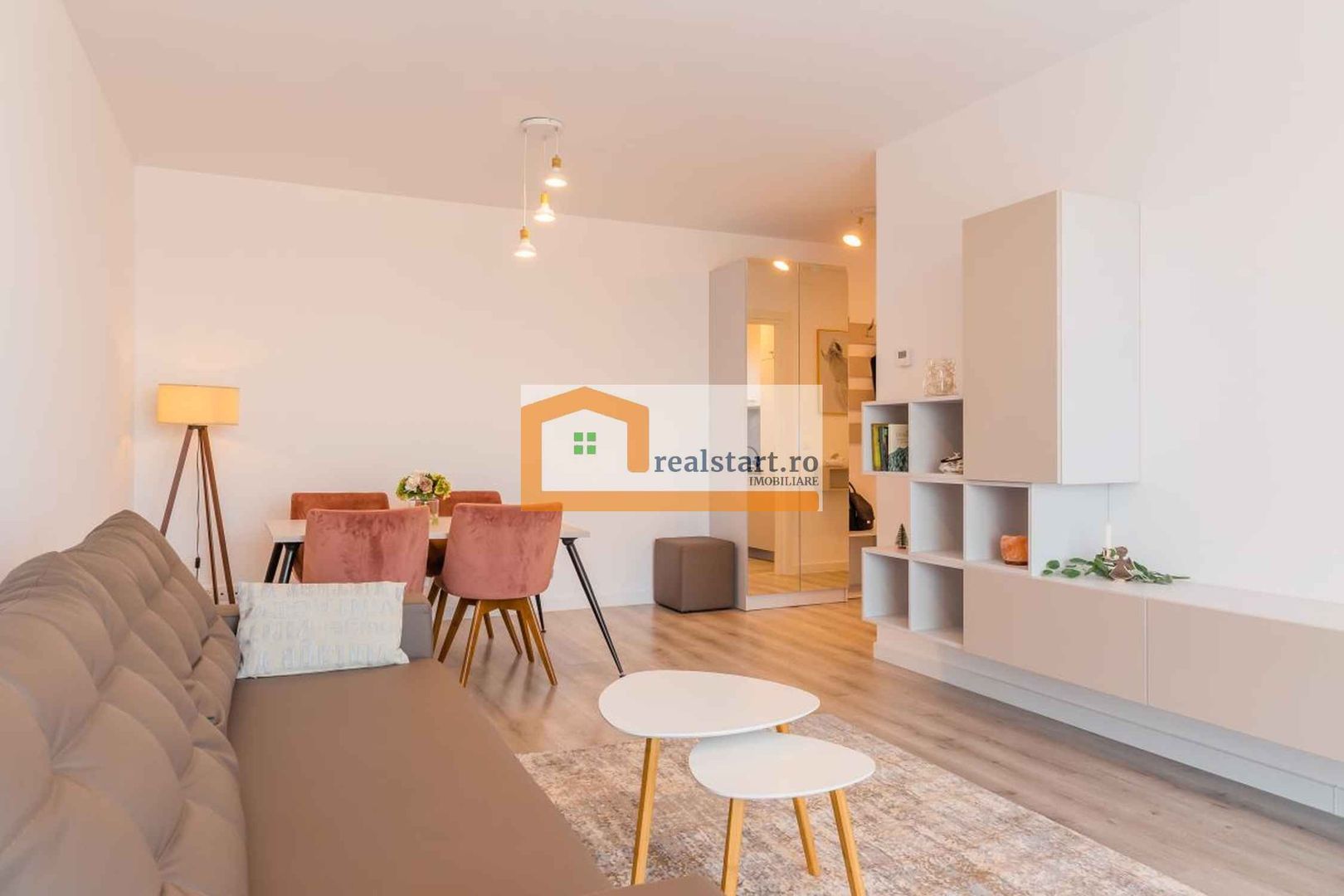 Langa Scoala AvenorVedere directa Padure Baneasa - parcare - Poză 5