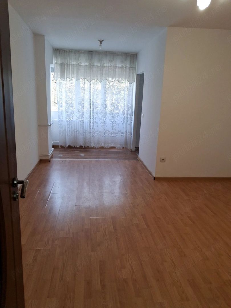 De vanzare Garsoniera Gorjului - Poză 1