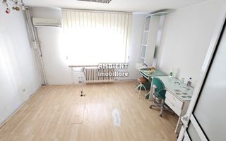 Apartament cu 3 camere decomandate, PARTER, zona TRAIAN; - Poză 2
