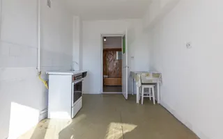 Apartament 2 camere, Casa Modei, bloc 1987 - Poză 12