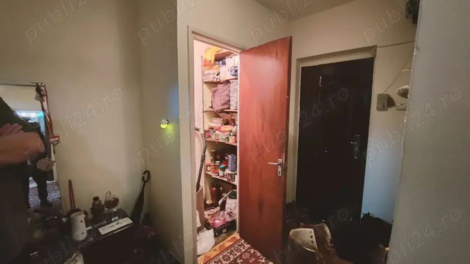 Apartament 2 camere de vânzare - Necesită renovare - Zona Ghita Șerban - Poză 5