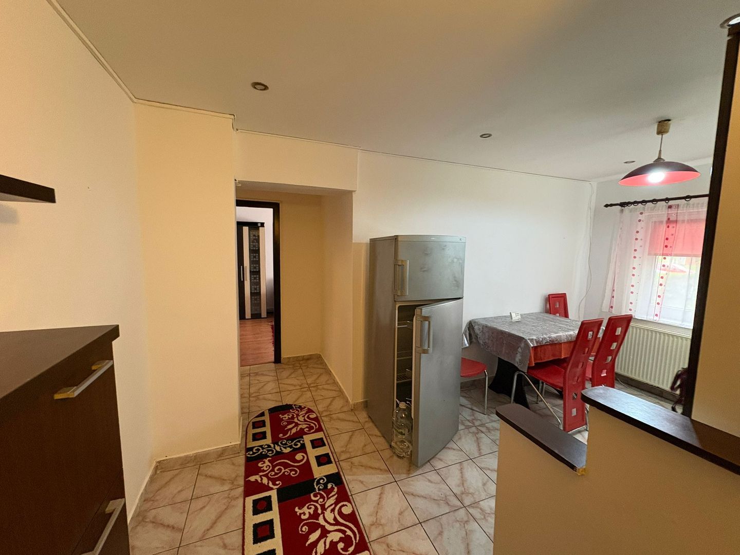 Apartament cu 2 camere de închiriat zona Lenin - Poză 4