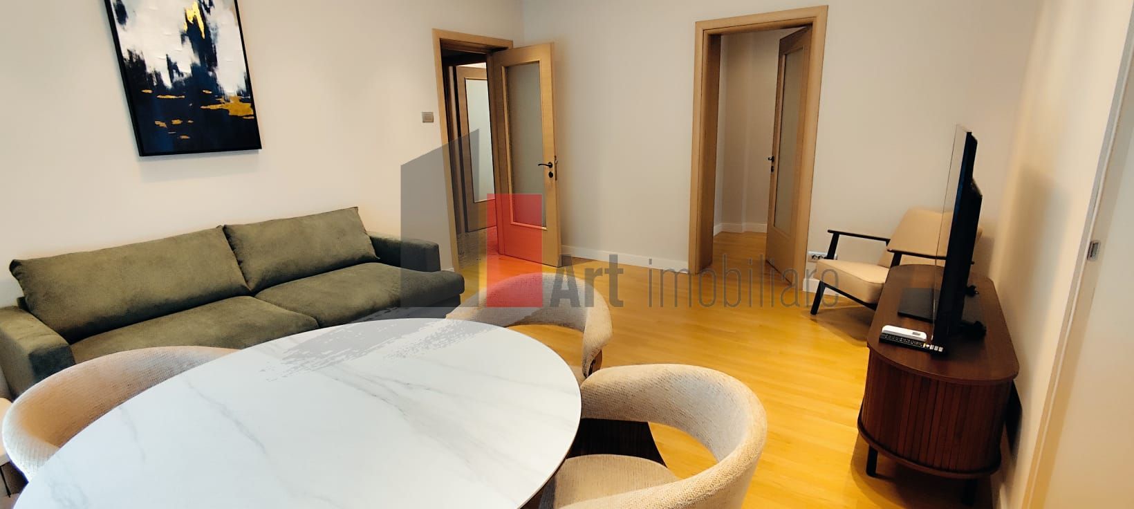 Apartament Piata Victoriei-Capitale, et.1 - Poză 2