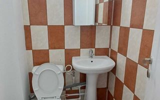 Apartament spatios cu 3 camere - Centru, Targu Cucu - 600€ - Poză 7