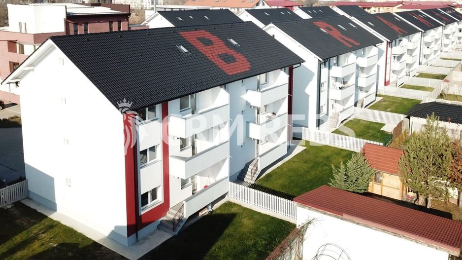 Apartament cu 3 camere de vânzare - Poză 4