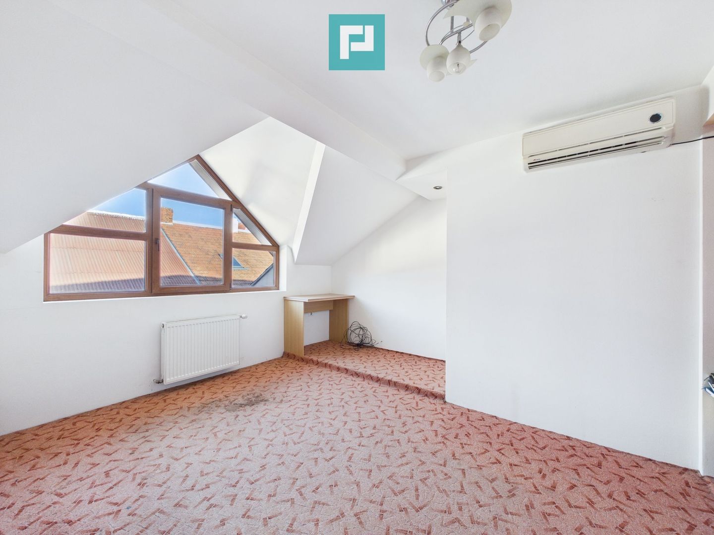 Apartament pe 3 niveluri - ultracentral, Arad - Poză 13