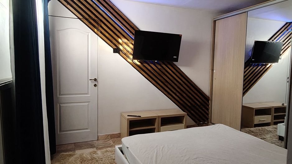 Garsonieră decomandată Berceni - Poză 1