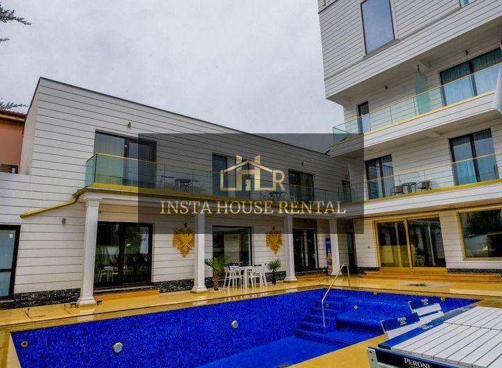 Hotel de LUX cu 11 camere / Restaurant & Piscina - Poză 5