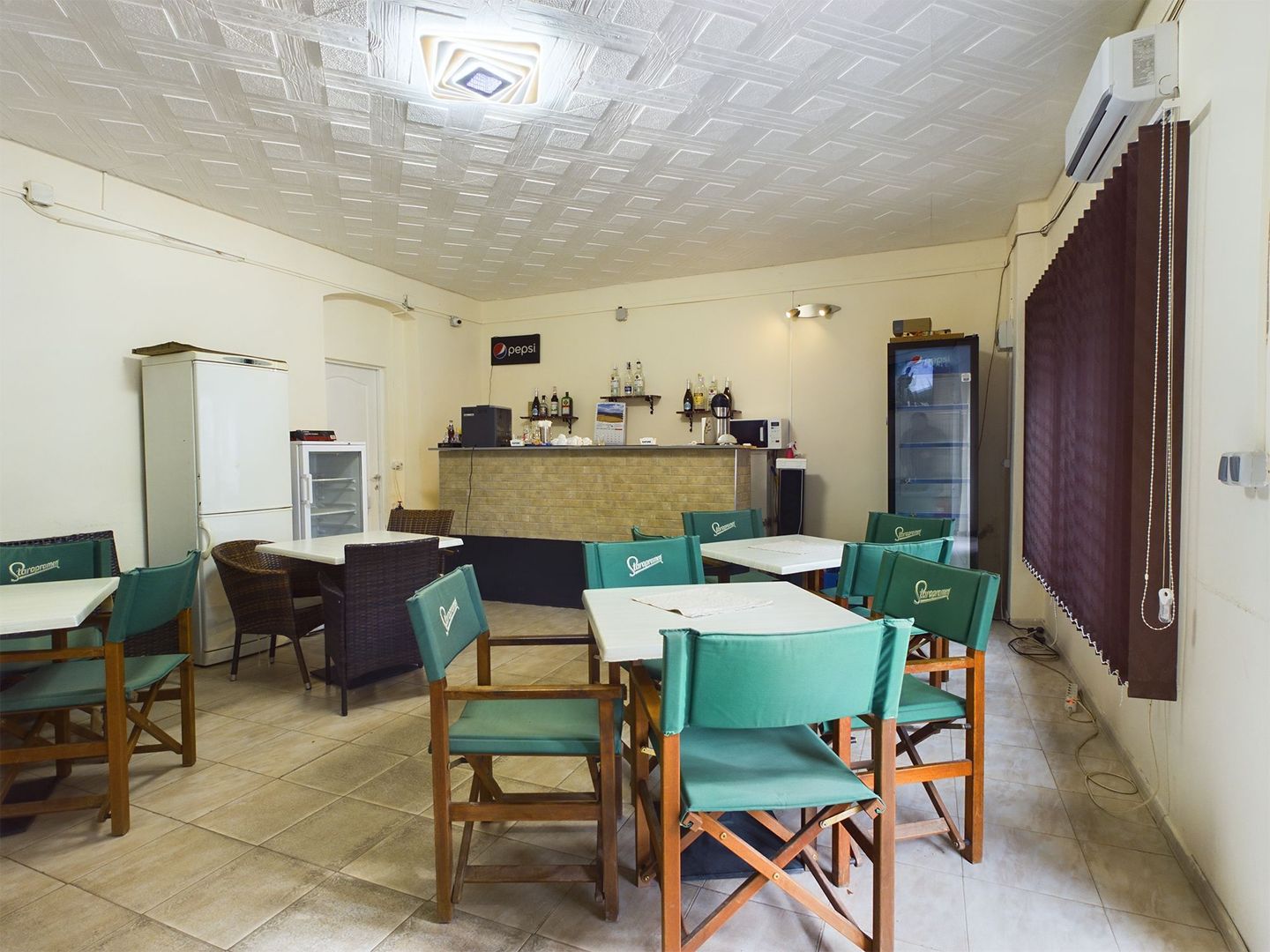 Spațiu central cu afacere la cheie în Cuvin - Poză 7